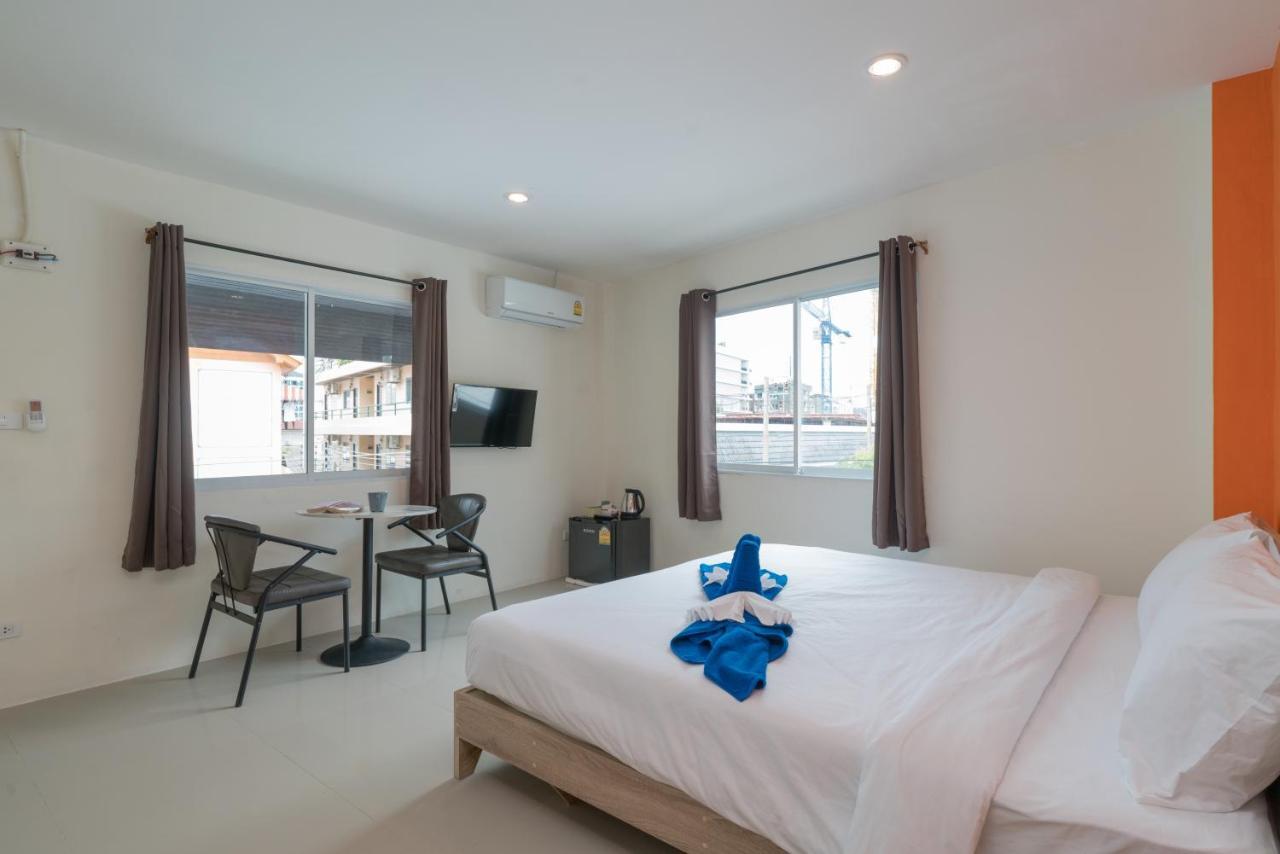 Grey Door Patong Exterior foto