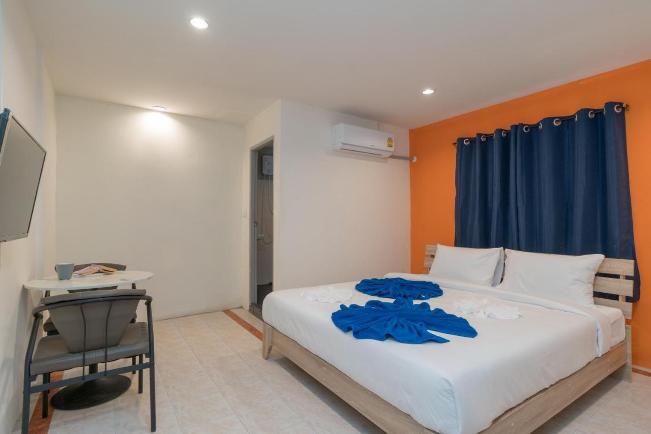 Grey Door Patong Exterior foto