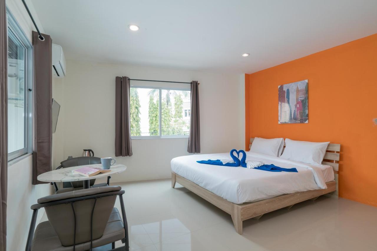 Grey Door Patong Exterior foto